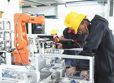 瞄準機器換人核心技術，金職機電學子省賽折桂